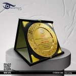 ⁦درع التقدير - درع تكريم خشب⁩ - الصورة ⁦2⁩